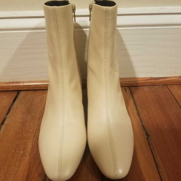 Vagabond Alice Ankle Boots - Picture 3 of 7